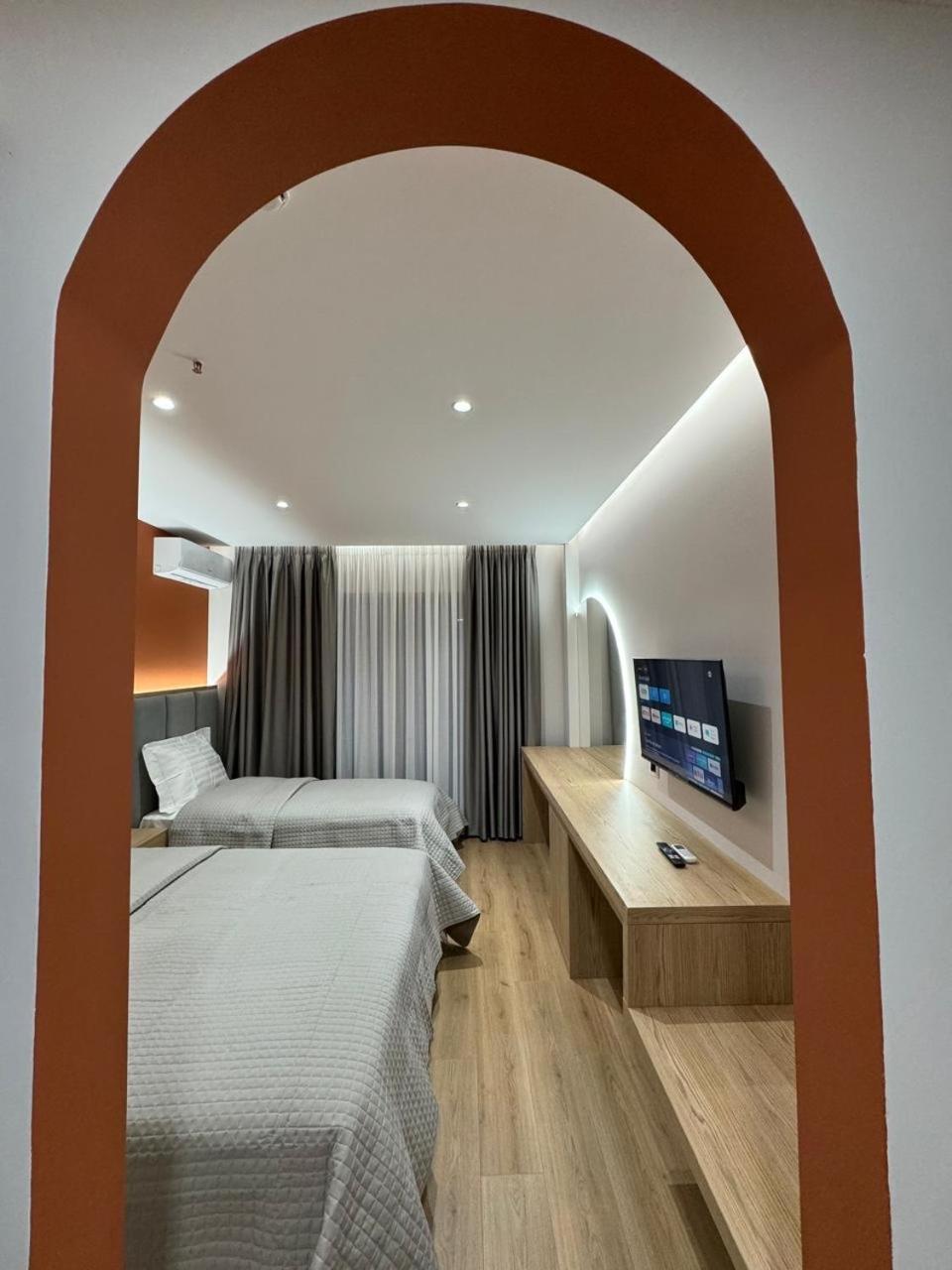 Hotel Lyhnidas Udenisht Exteriör bild