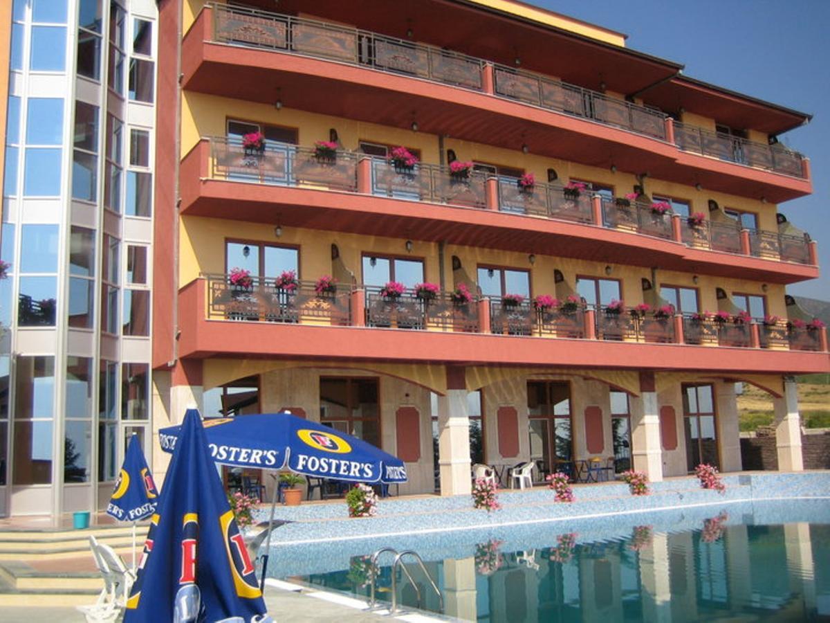 Hotel Lyhnidas Udenisht Exteriör bild
