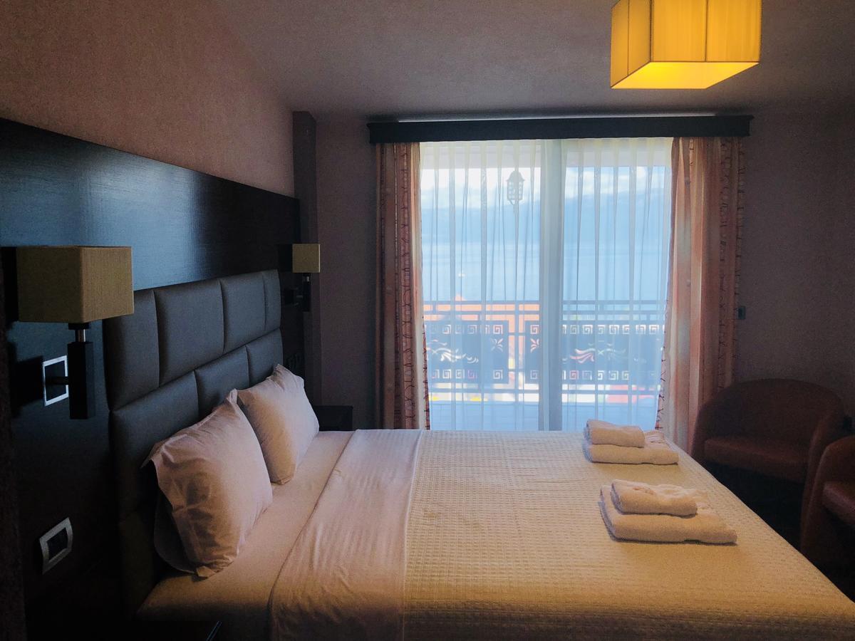 Hotel Lyhnidas Udenisht Exteriör bild